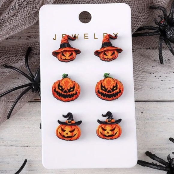 NWT! Set of 3 Pairs of Halloween Jack o’ Lantern Wood Pierced Post Earrings! - Picture 2 of 3